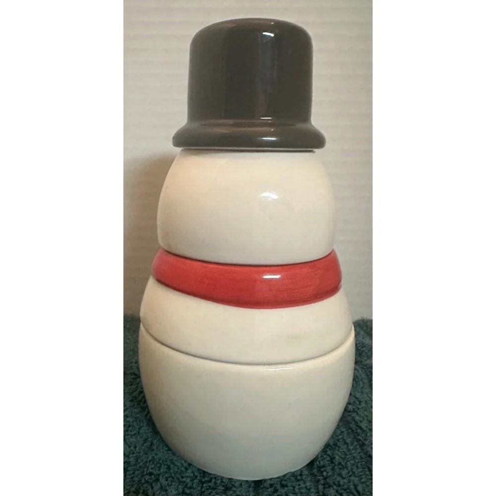 VTG Newclassic Christmas Ceramic Snowman Stackable Set of 4 Measuring Cups